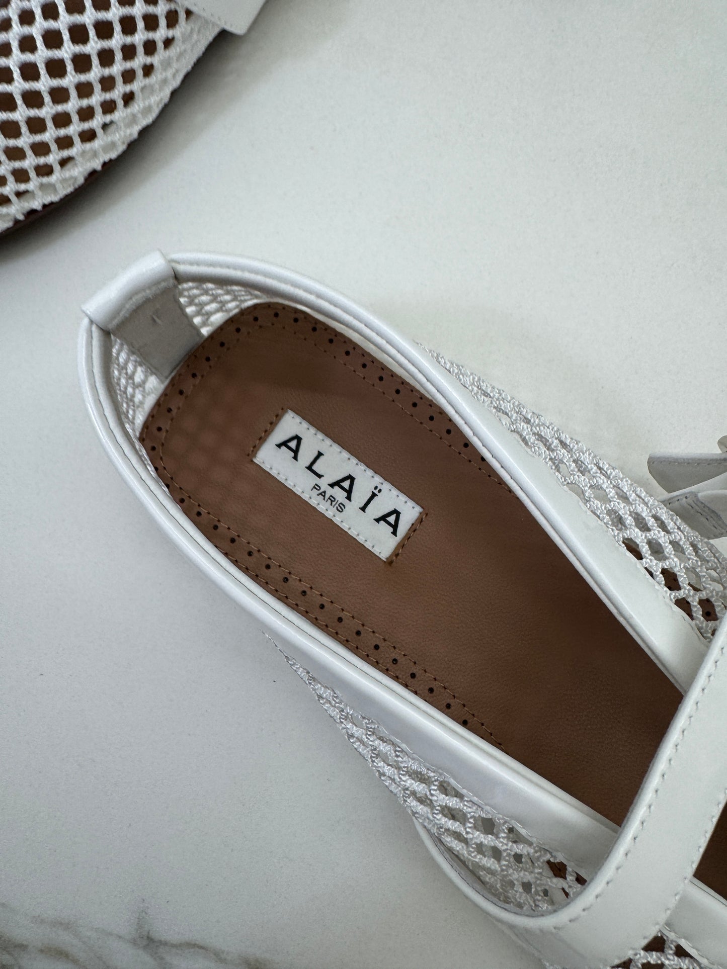 ALAIA 漁網芭蕾舞鞋 白色