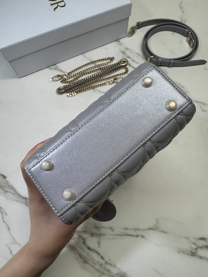 DIOR Lady Dior Mini 珠光灰