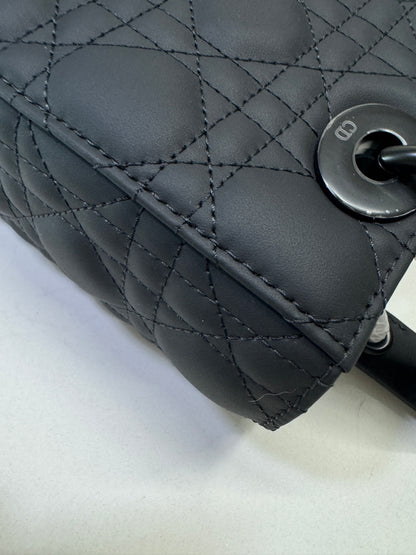 DIOR Lady 4格 磨砂黑 Small