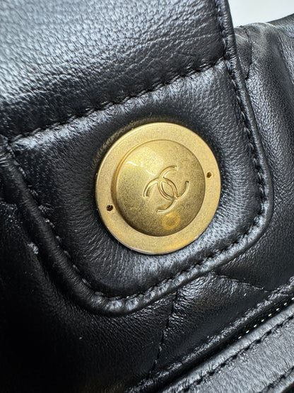 CHANEL 25K 蝴蝶包 綿羊皮 Medium