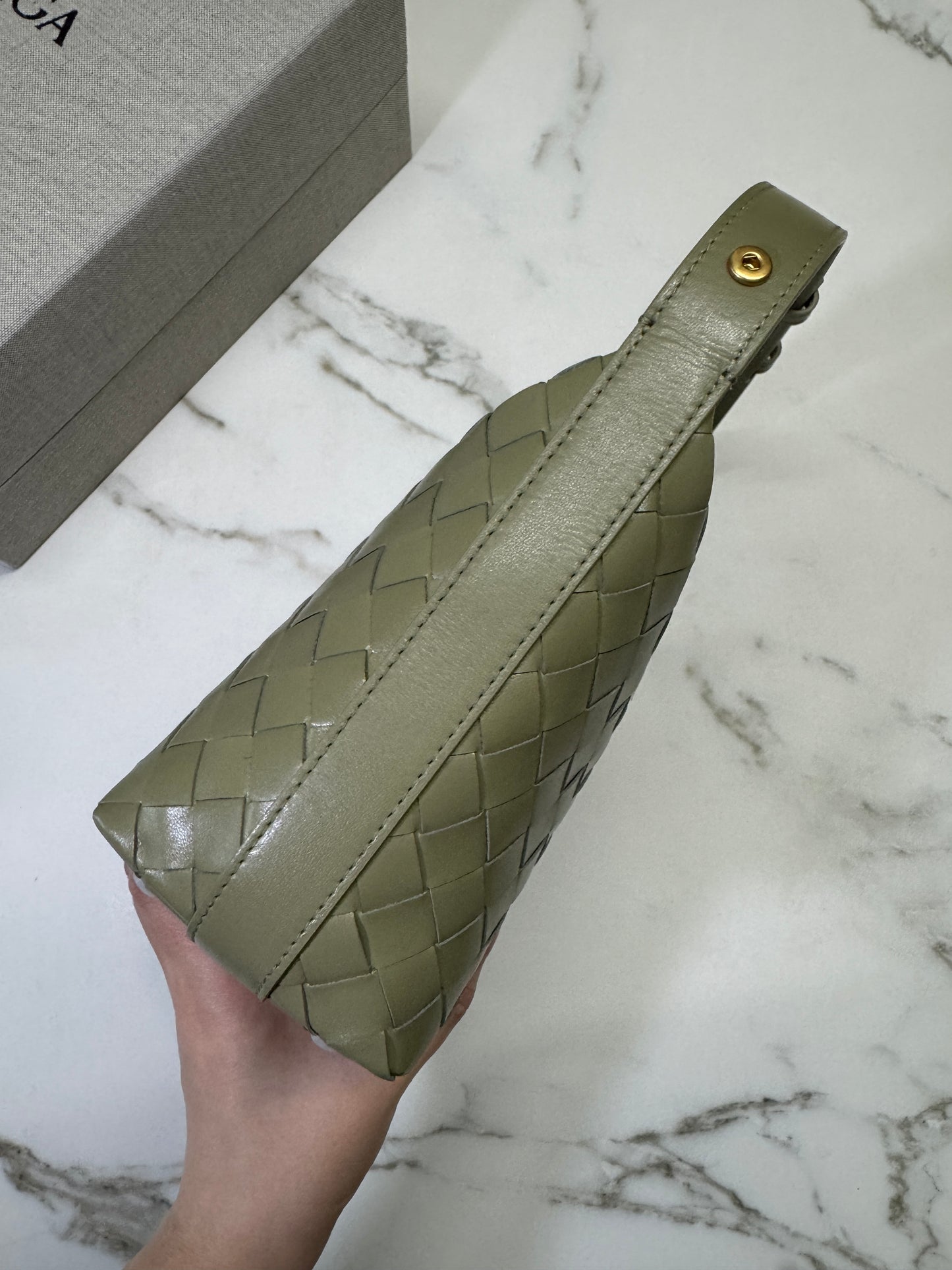 BV Wallace Travertine 洞石綠