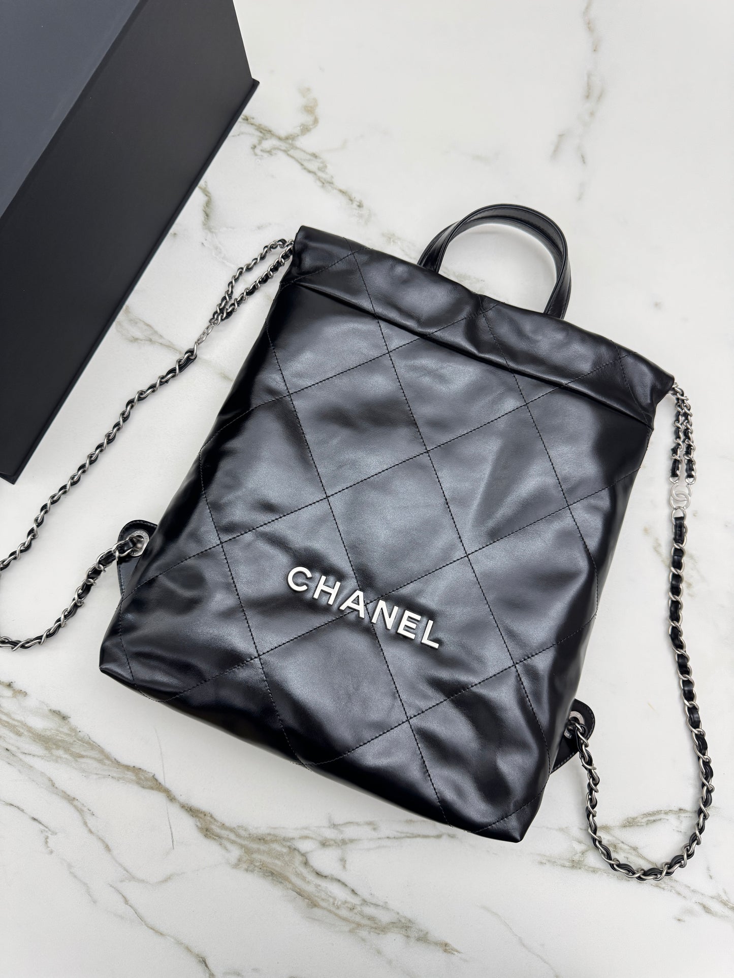 CHANEL 22Bag Backpack 黑銀 Black PHW