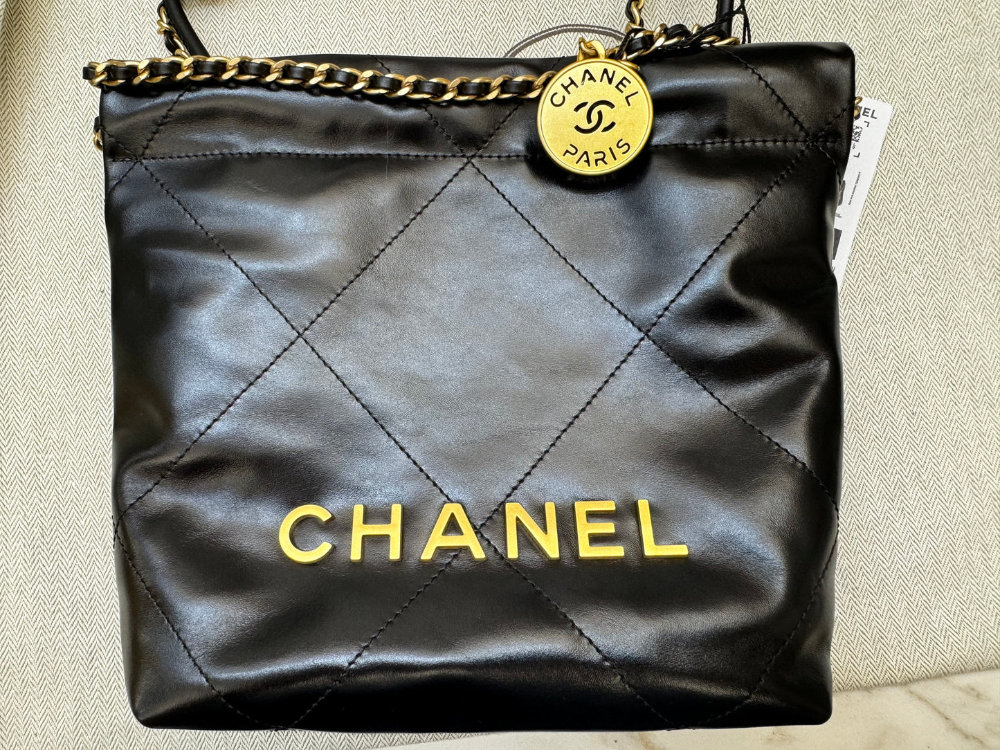 CHANEL Mini 22bag 黑金