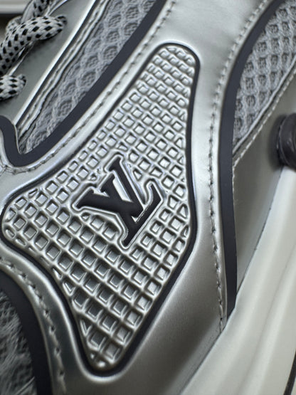LV Olympia Sneaker 銀色運動鞋