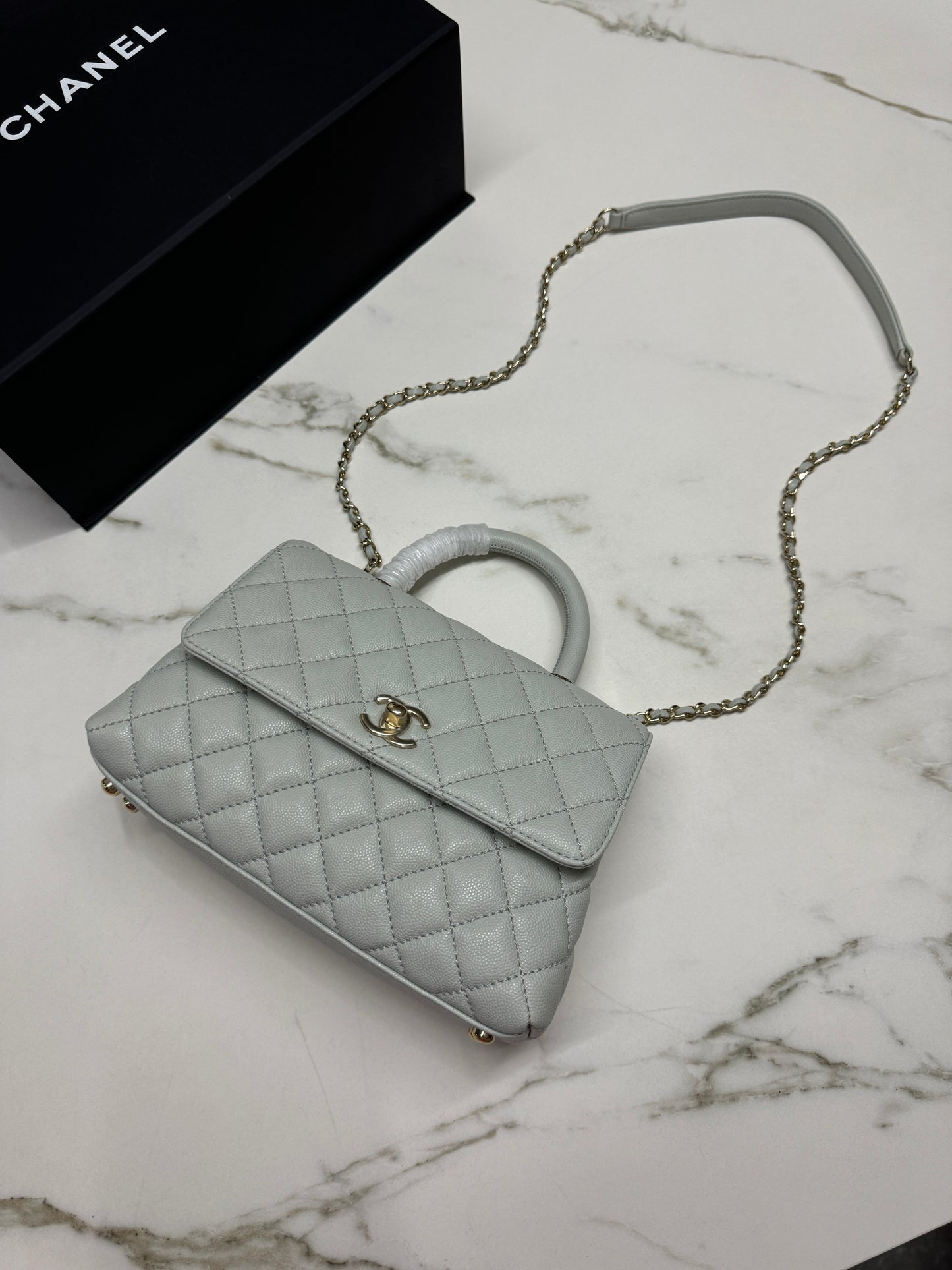 CHANEL Cocohandle 冰川藍 24P Small