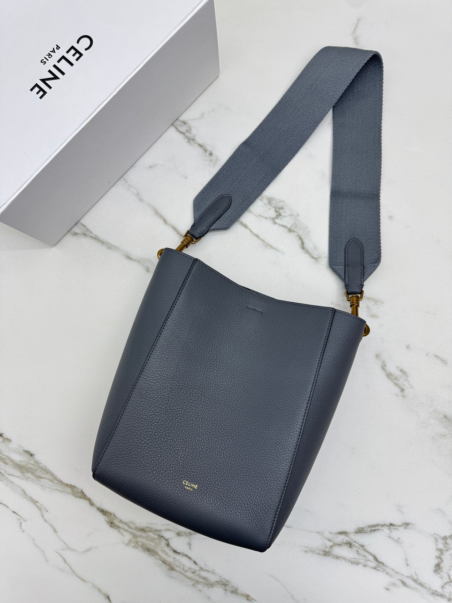CELINE Sangle Small 深灰色