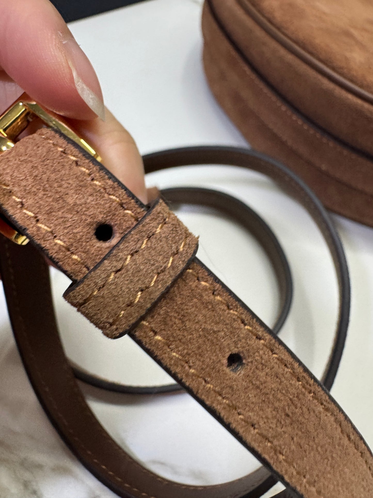 PRADA 半月包 麂皮棕色