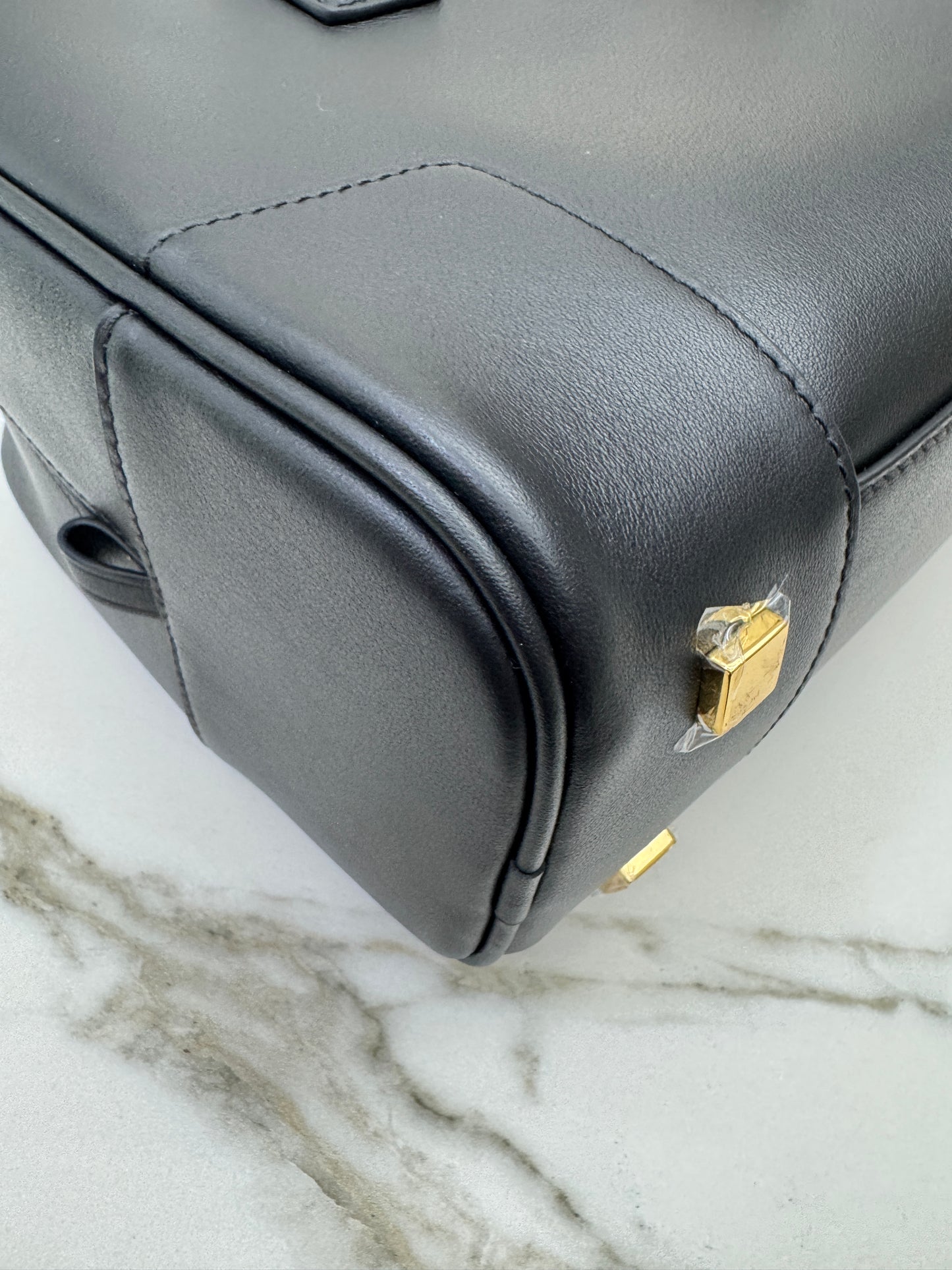 LOEWE Amazona 28 黑色
