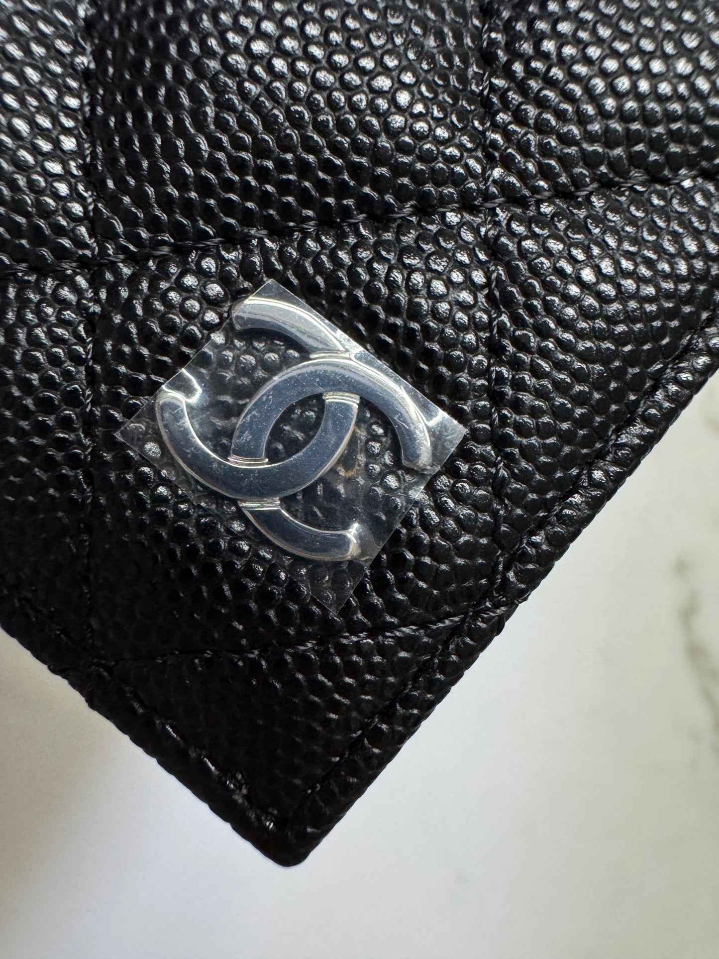 CHANEL Passport Holder 黑銀牛 Caviar