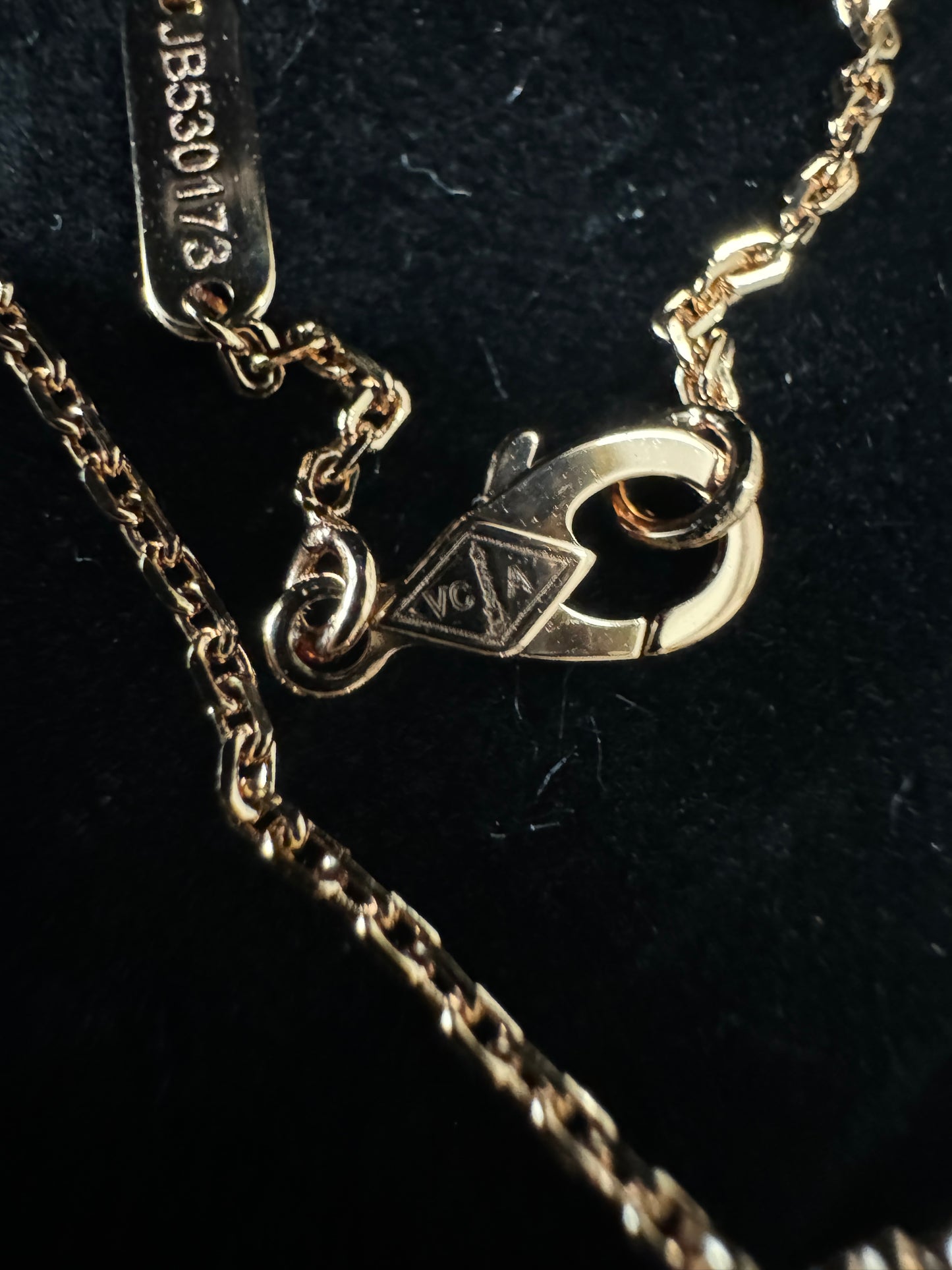 VCA 銀耀石玫瑰金項鏈［2023聖誕款］