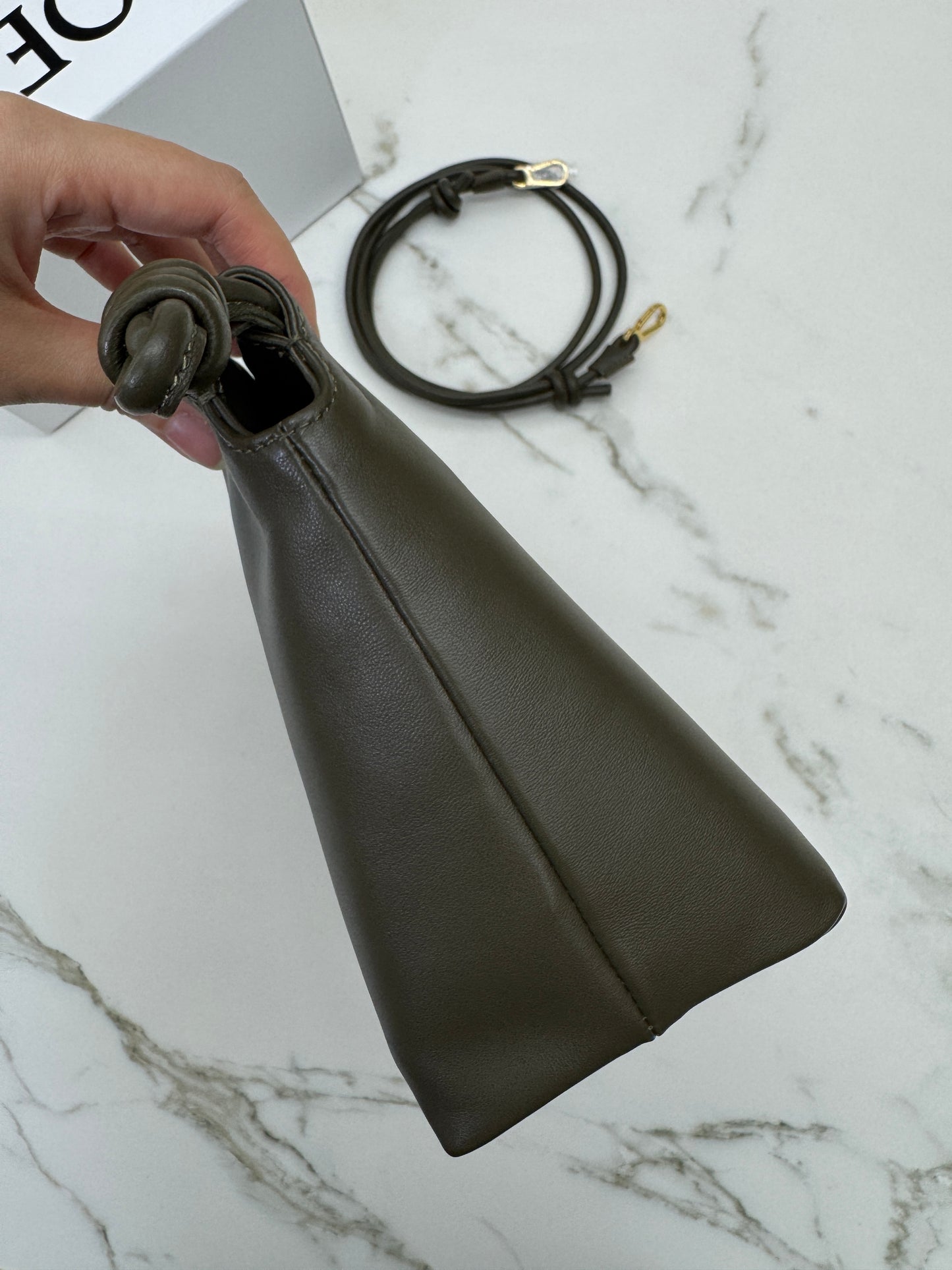 LOEWE Flamenco Purse Medium 卡其綠