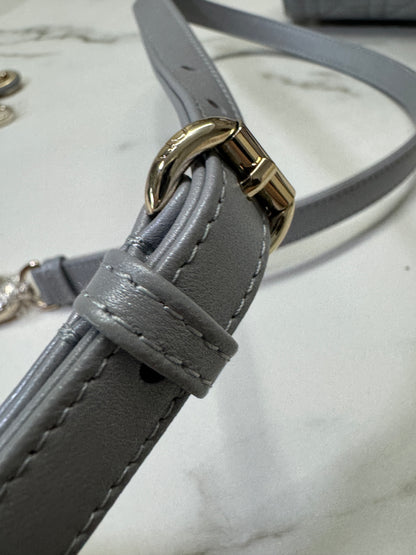 DIOR Lady Dior Mini 珠光灰