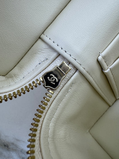 CHANEL 25C腰線 LP盒子包