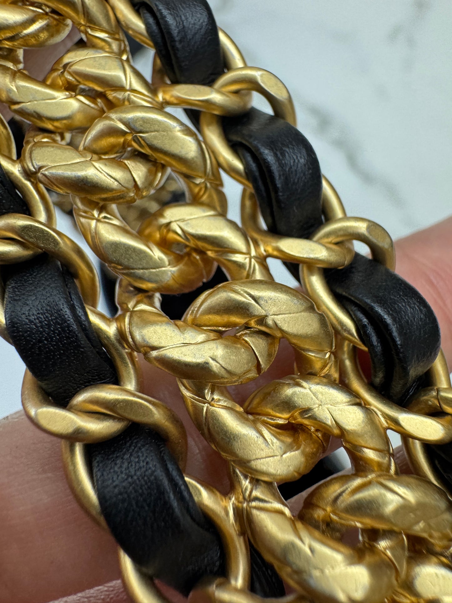 CHANEL 25P Hobo Small