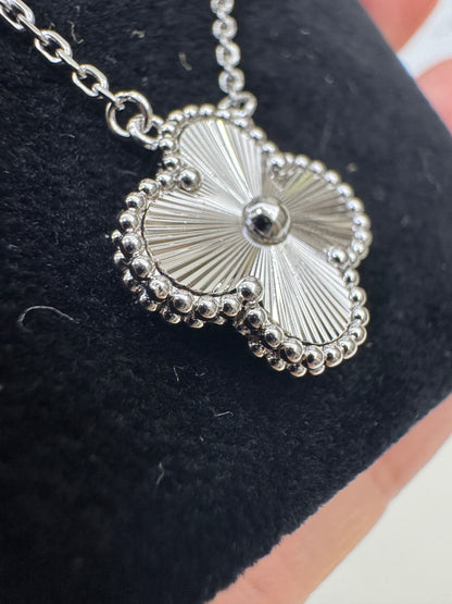 VCA Vintage Alhambra Necklace 鐳射白金色