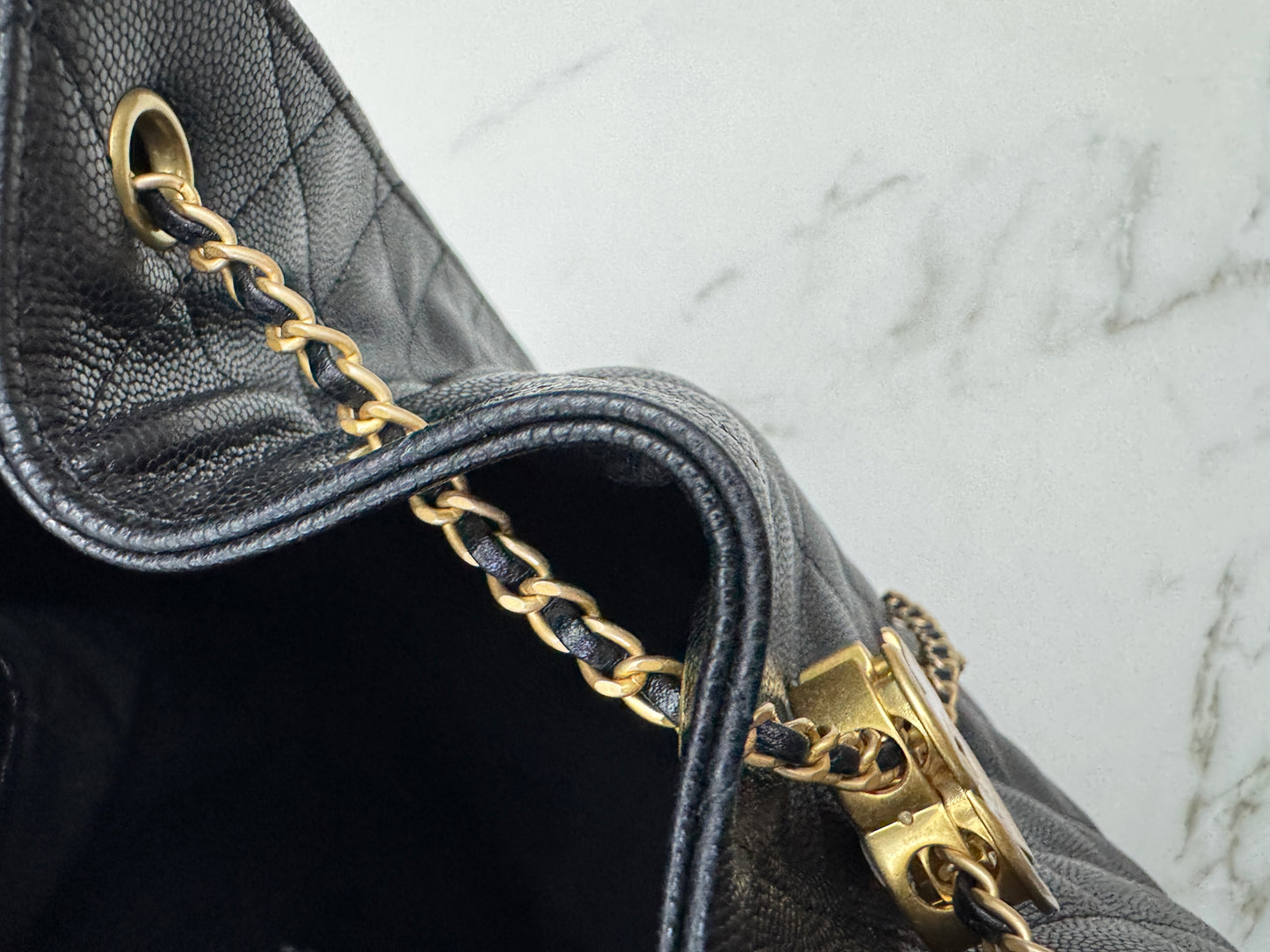 CHANEL 25Bag Medium 黑色荔枝皮