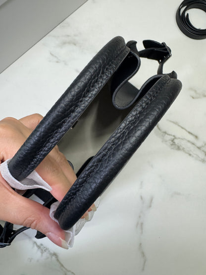 THE ROW Marguax 12 黑銀荔枝紋