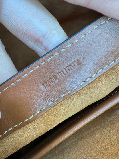 CELINE Soft 16 Medium 棕色