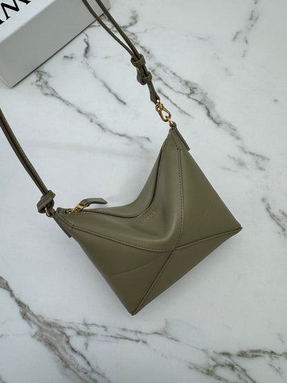 LOEWE Puzzle Fold Pouch Clay Green