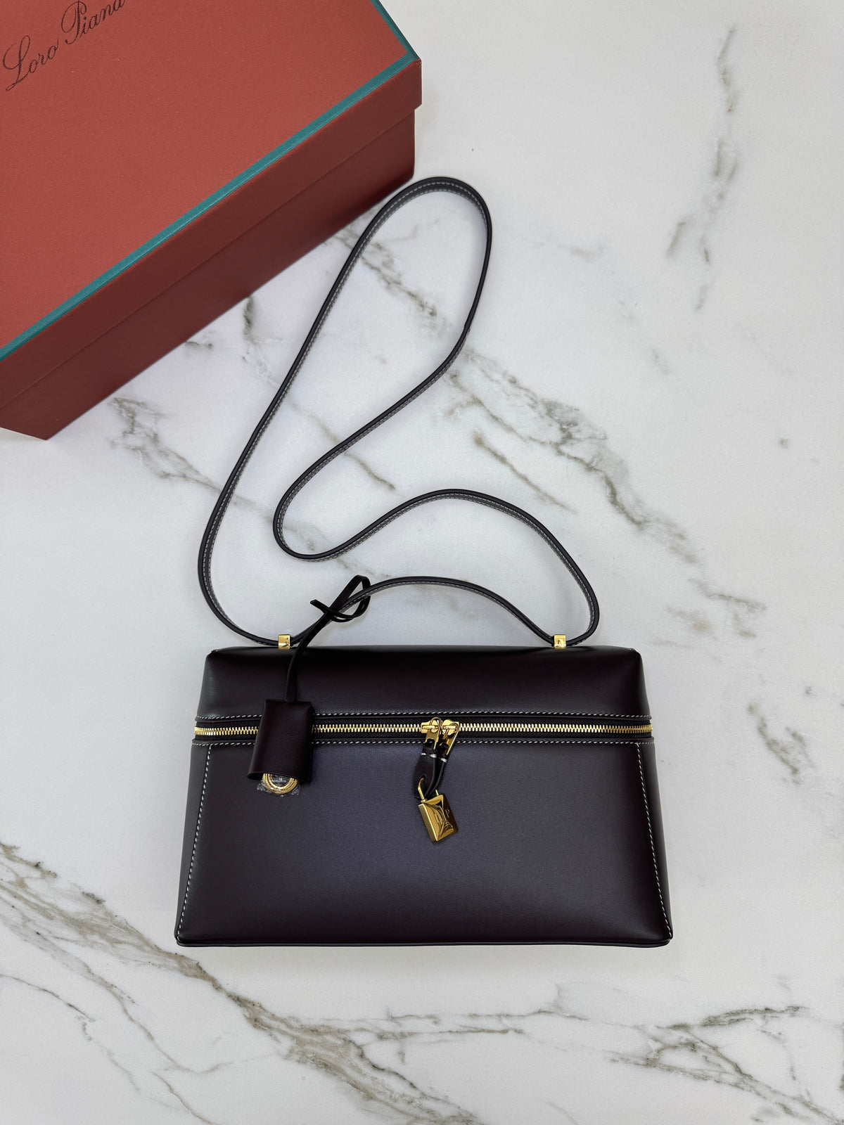 LORO PIANA Extra Bag 27 Dark Chocolate