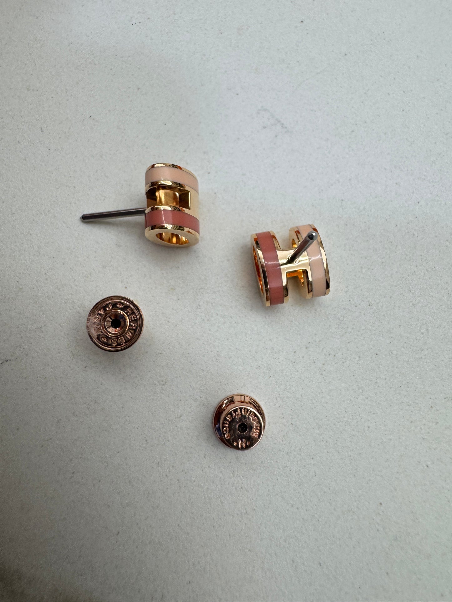 HERMES Mini Pop H 耳釘 淺粉拼粉紅