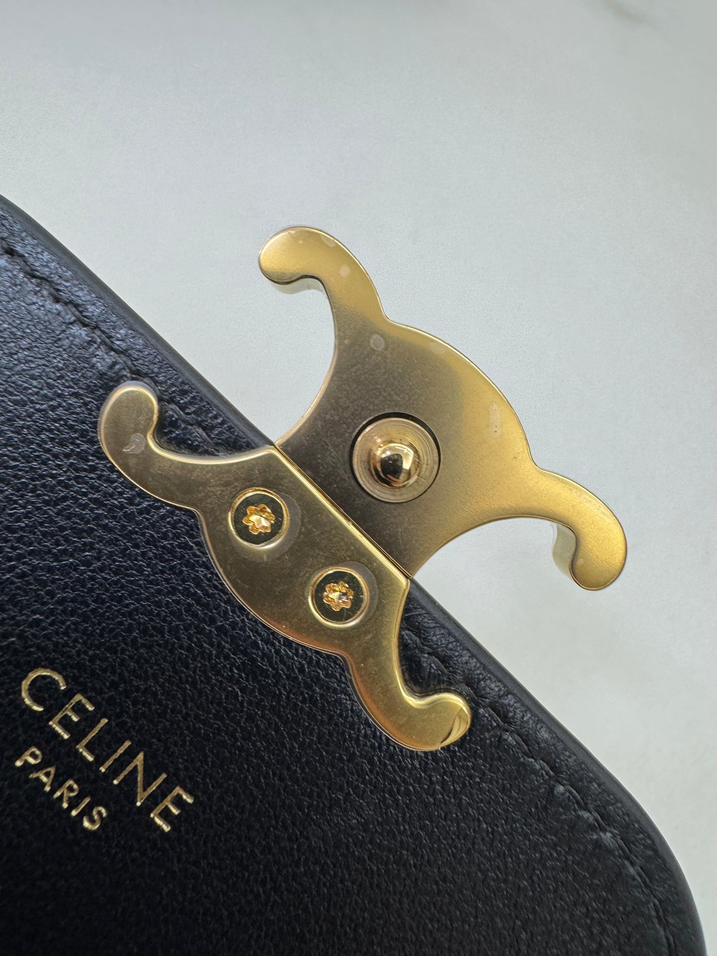 CELINE 凱旋門卡包 Box皮