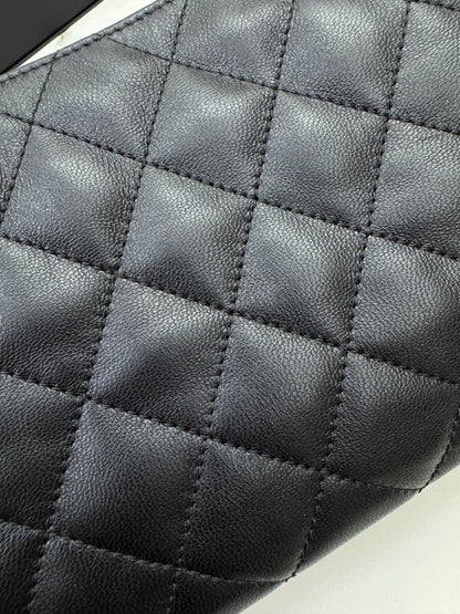 CHANEL 25C 多口袋Hobo 黑色