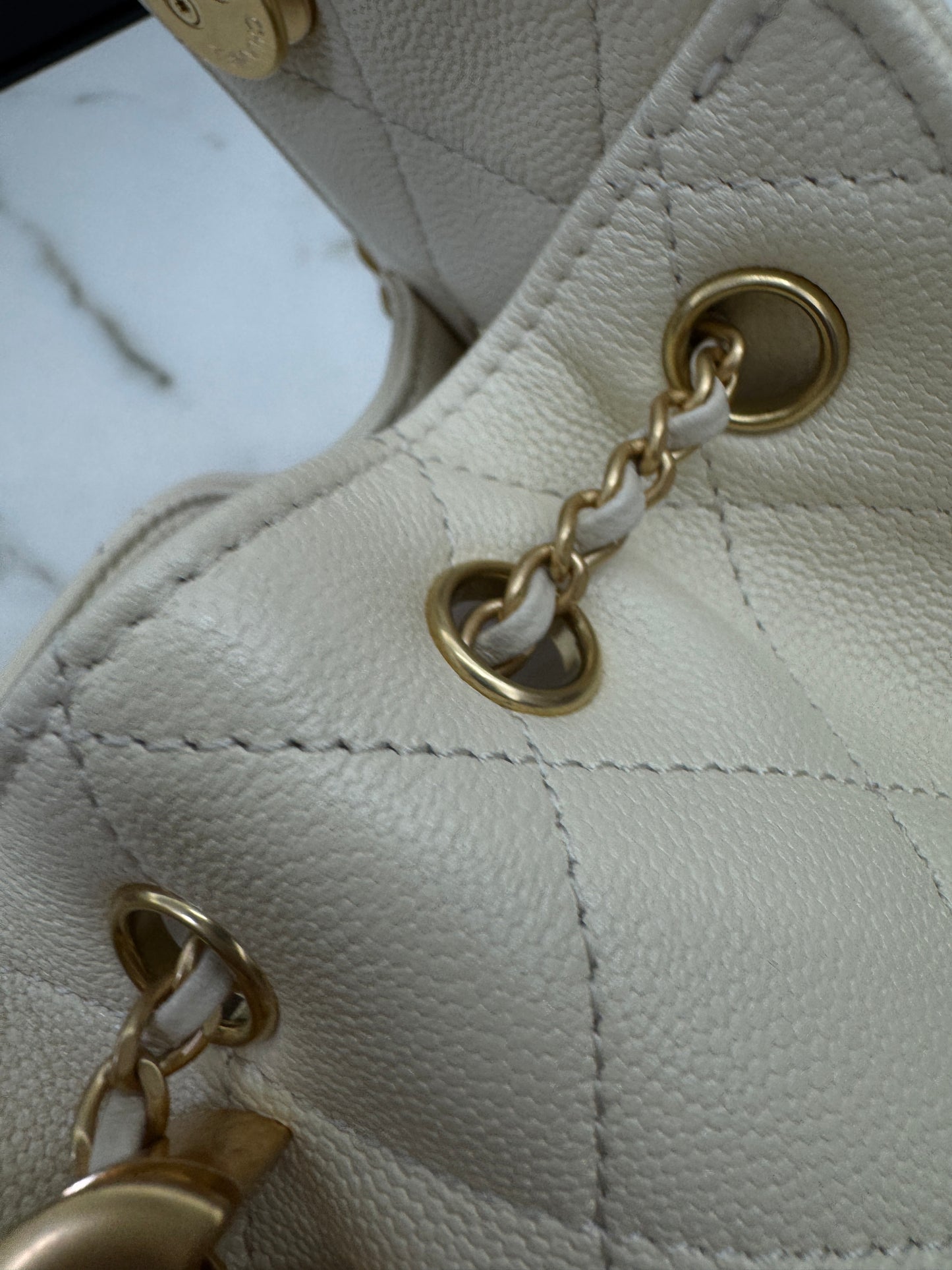 CHANEL Mini 25Bag 米色