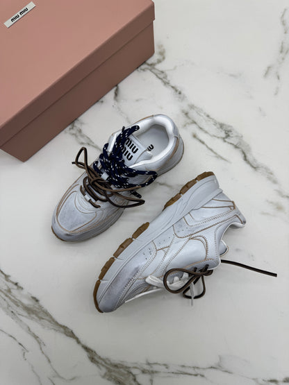 MIU MIU X NB 25年版 做舊老爹鞋￼
