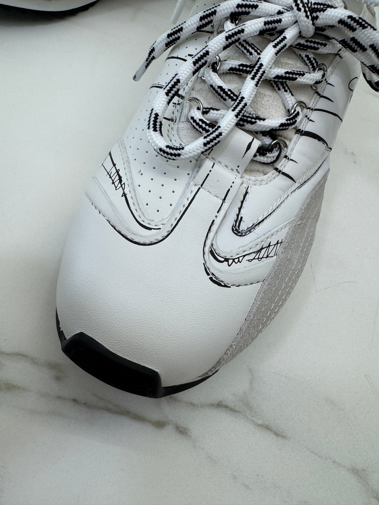 DIOR D-Sketch Sneakers