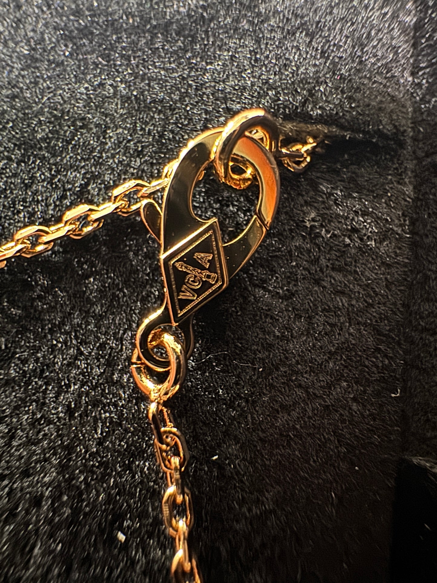 VCA Vintage Alhambra 白貝母金色項鏈