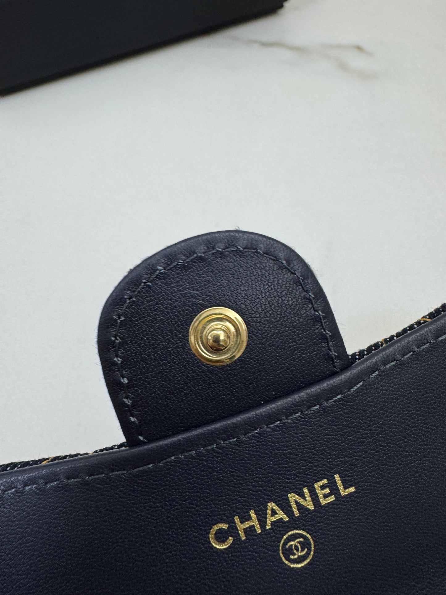 CHANEL 26P牛仔CF卡包 Flap Cardholder