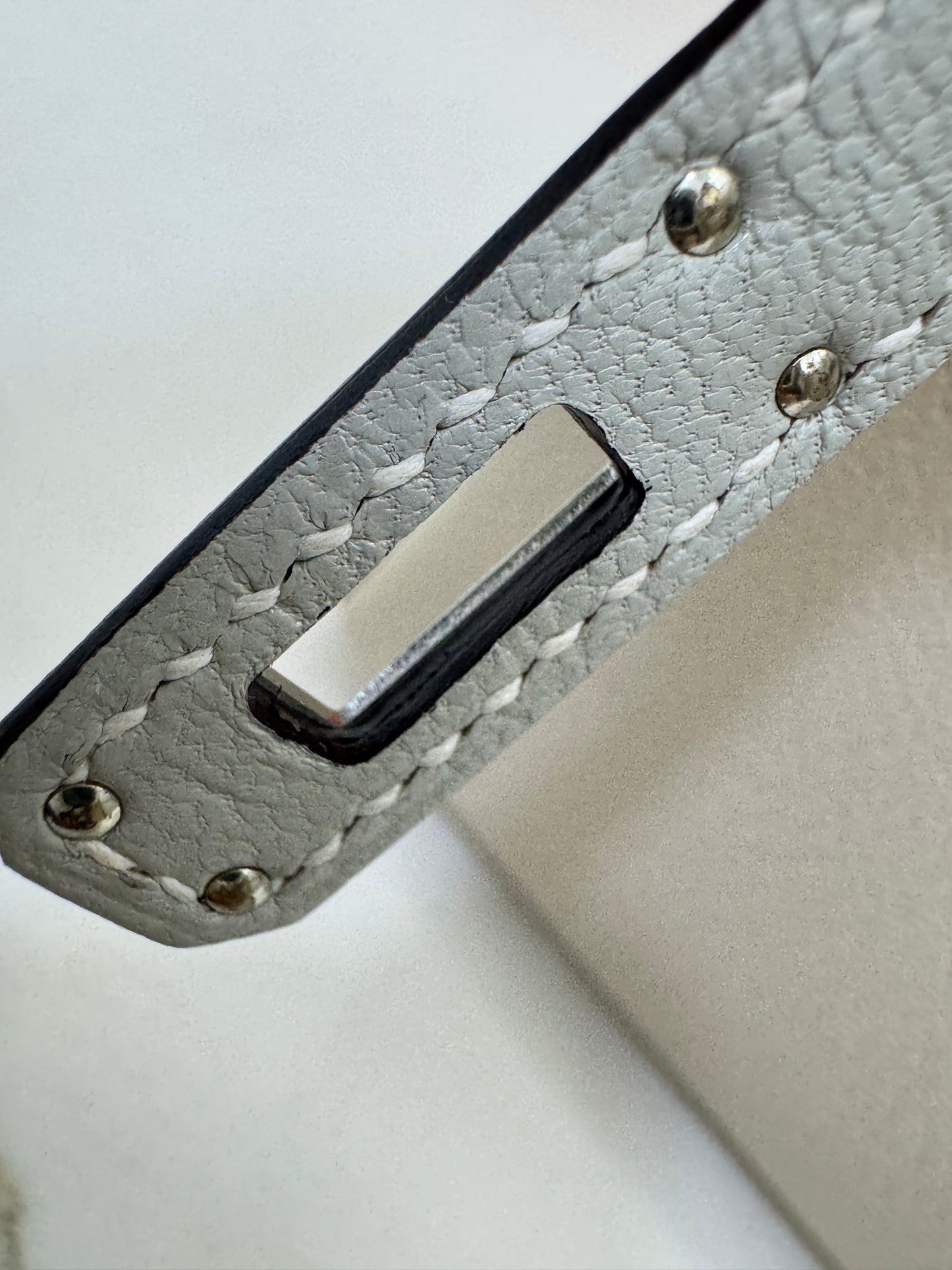HERMES Birkin 25 SO 奶昔白拼珍珠灰 山羊皮 拉絲銀扣