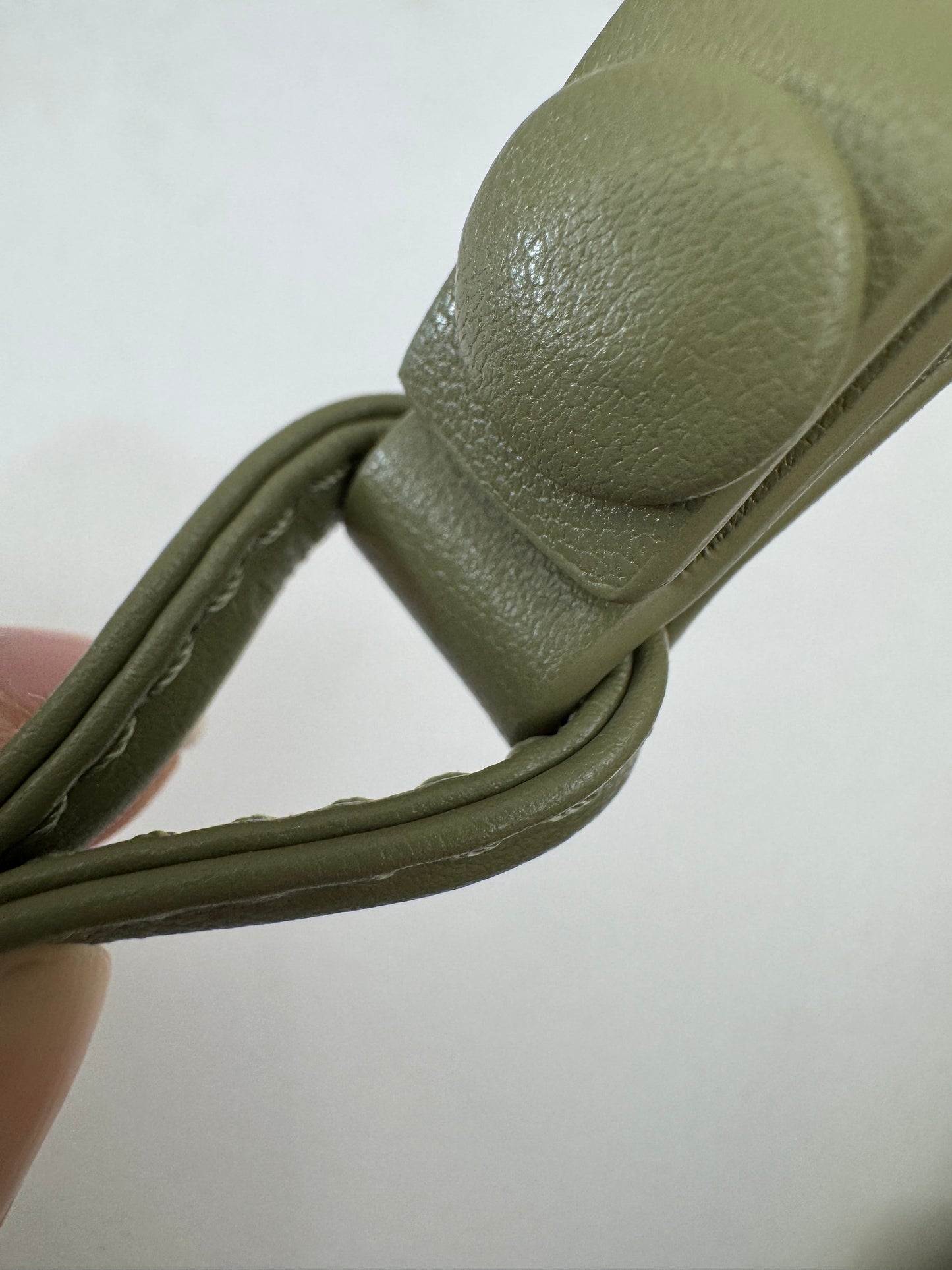 BV Dust Bag Medium 洞石綠 Travertine