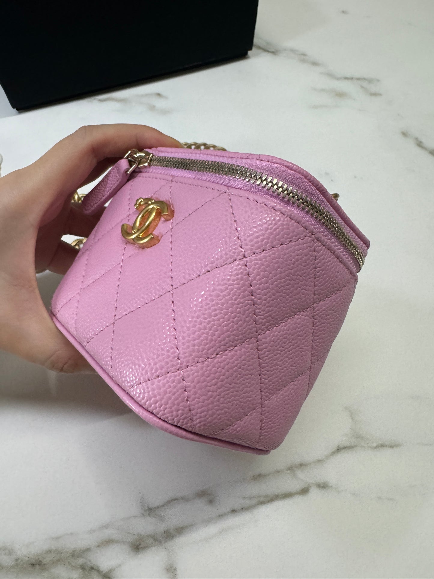 CHANEL 愛心金球小盒子 粉