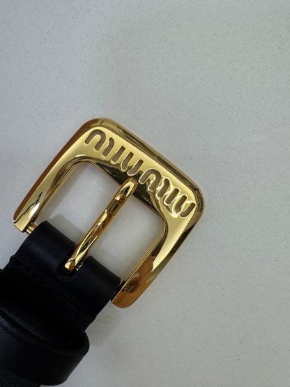 MIU MIU 鏤空扣皮帶