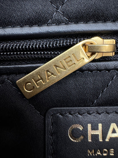 CHANEL 22Bag Medium 黑金
