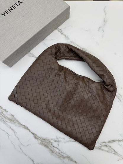 BV Hop Small Pinecone