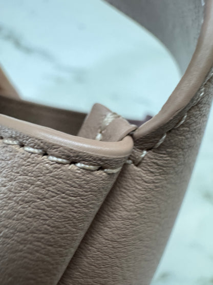 YSL LE 5 A7 Hobo 奶茶色 Small