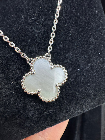 VCA Vintage Alhambra 白金色白貝母