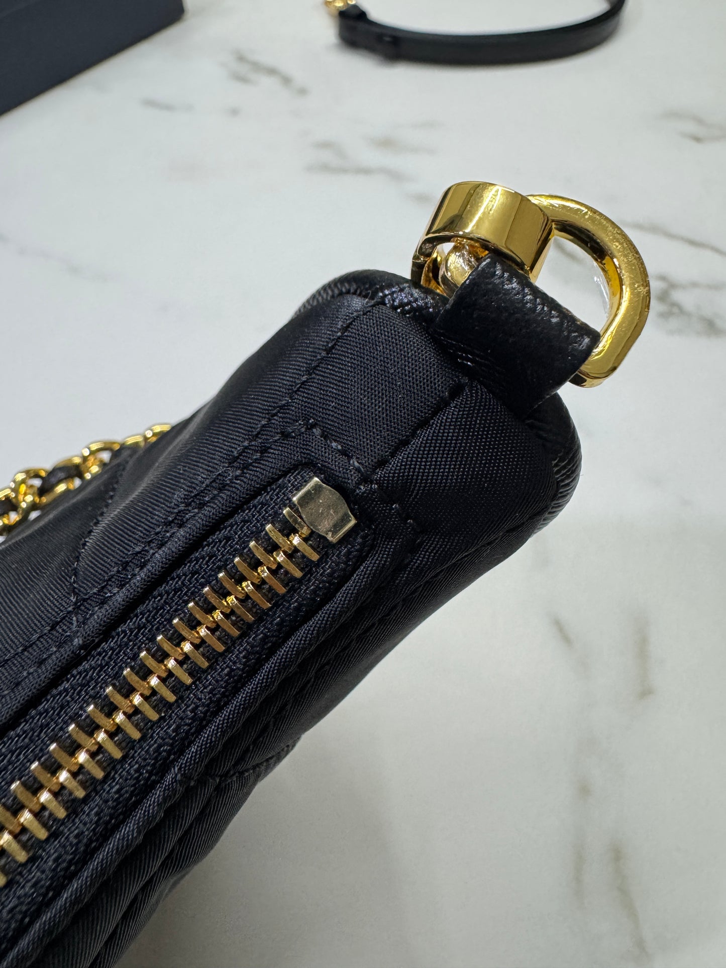 PRADA Re-Nylon 菱格紋Hobo