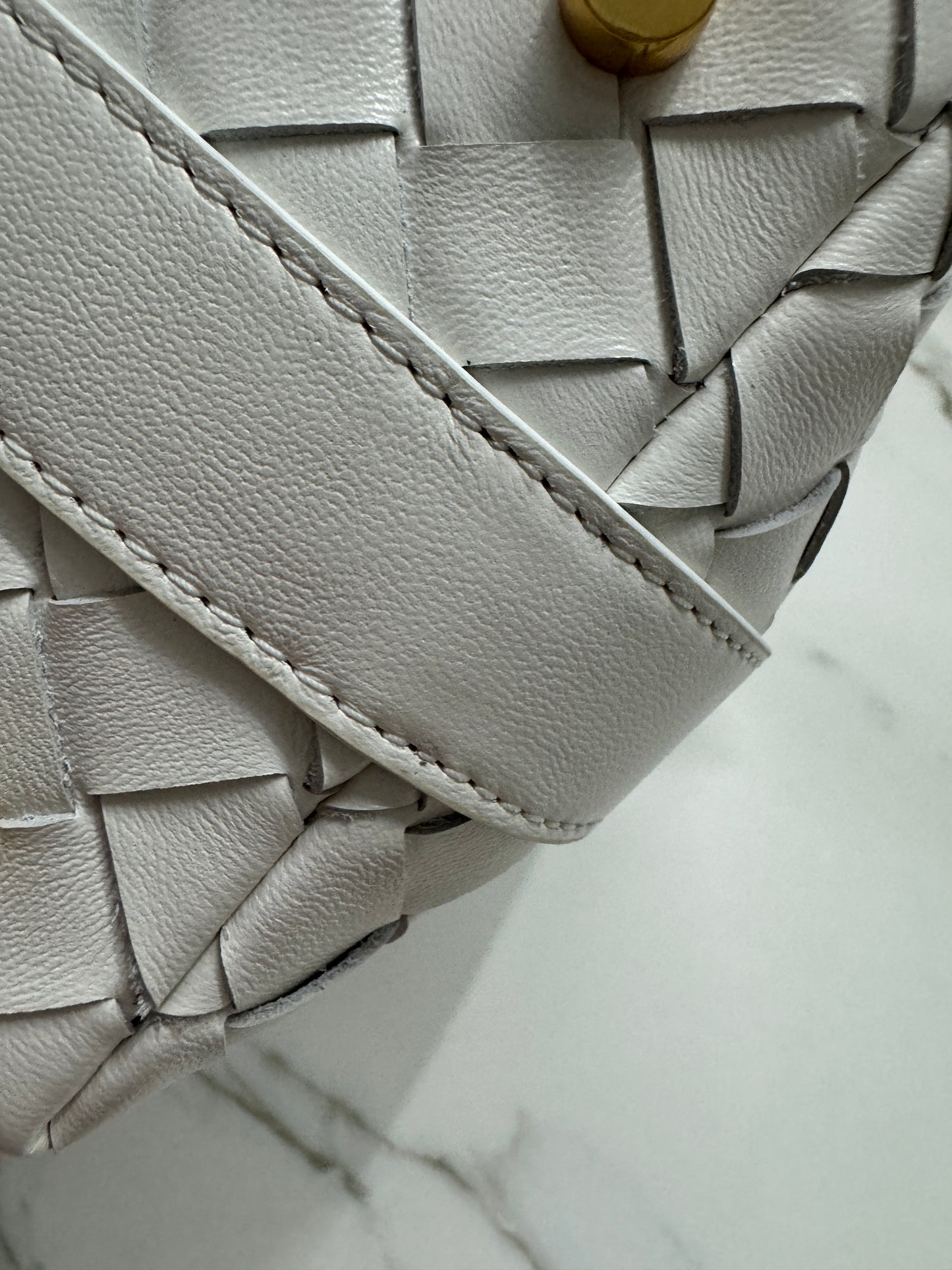 BV Candy Wallace 白色