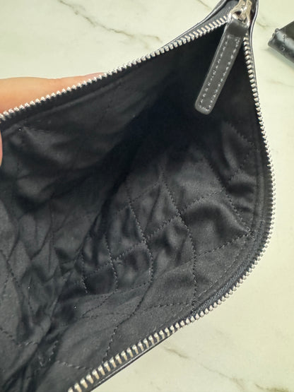 CHANEL 22 Bag Large So Black