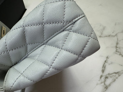 CHANEL Cocohandle 冰川藍 24P Small