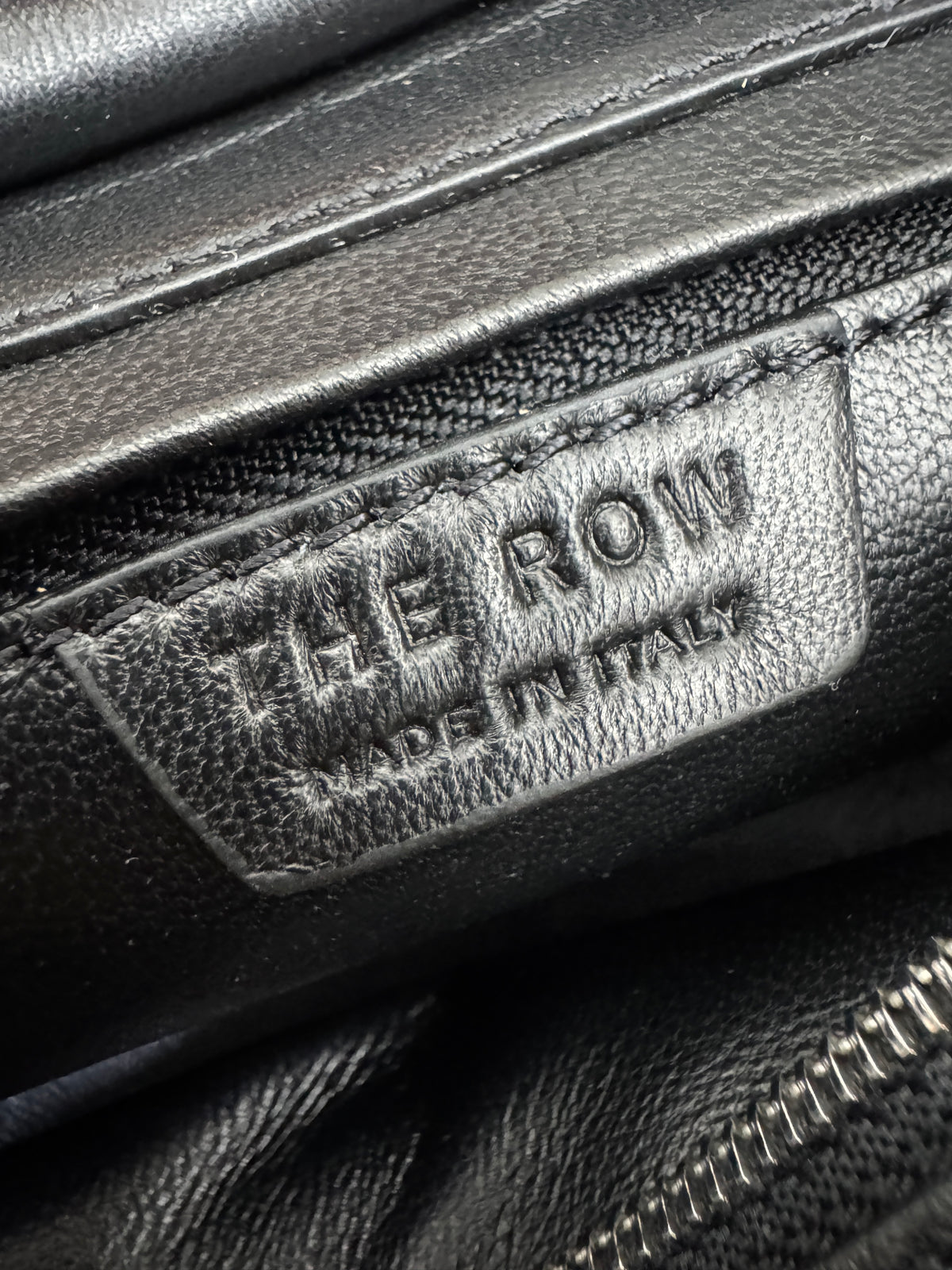 THE ROW Terrasse to-go 黑色羊皮