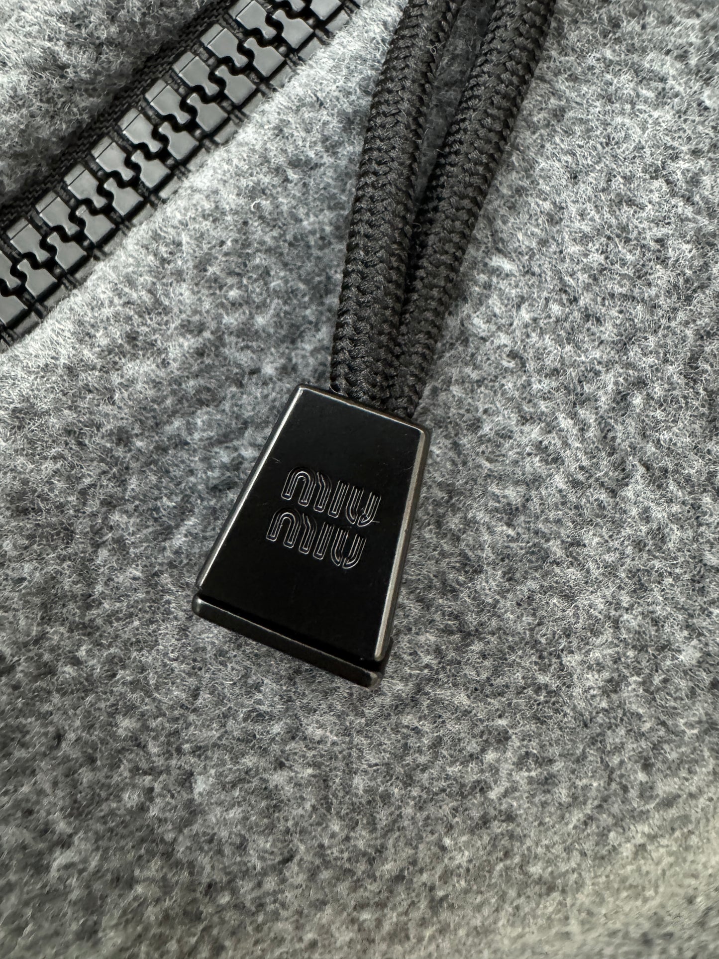 MIU MIU 搖粒絨 灰色長袖外套