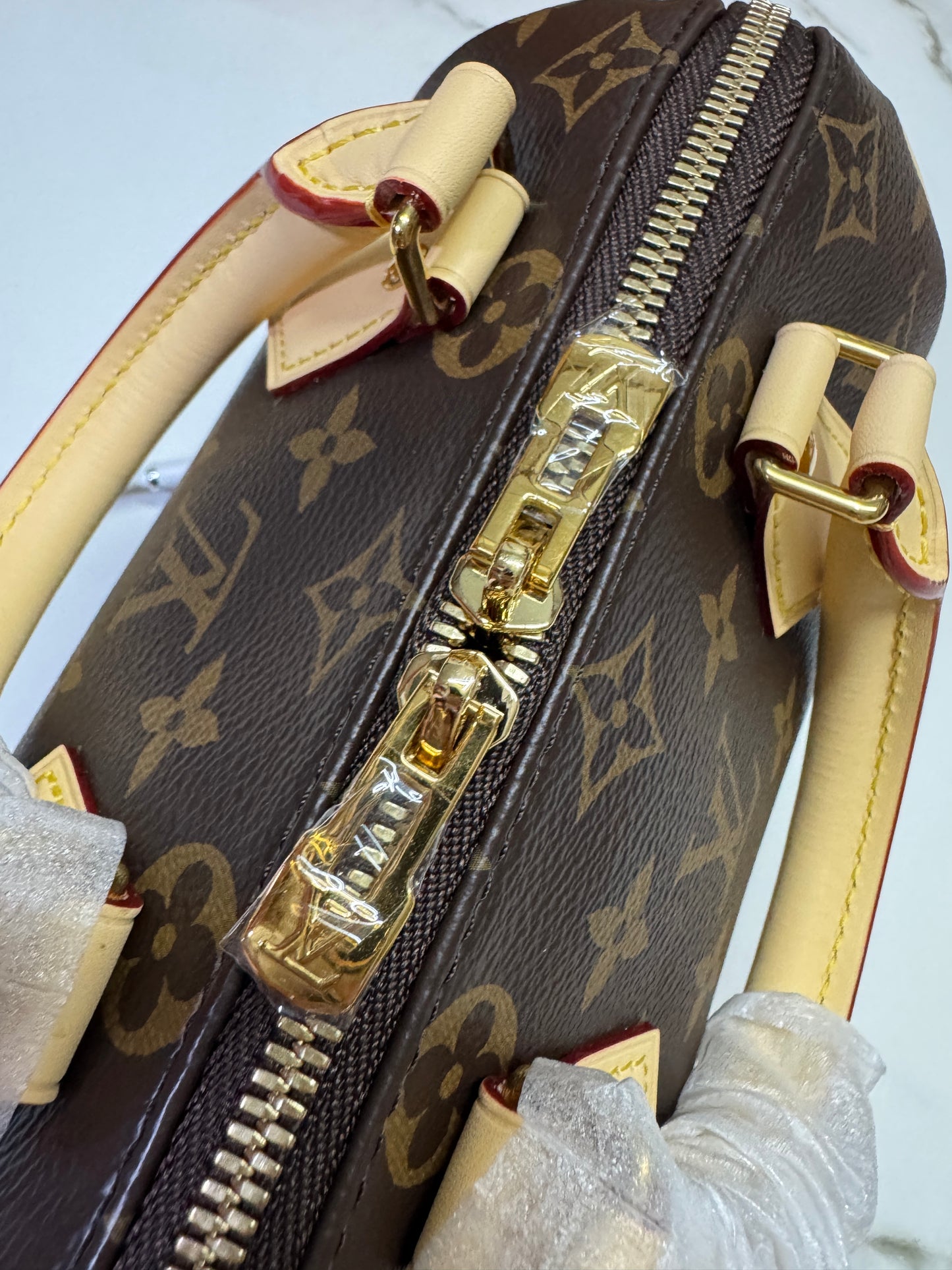 LV Speedy 20 粉橙色肩帶