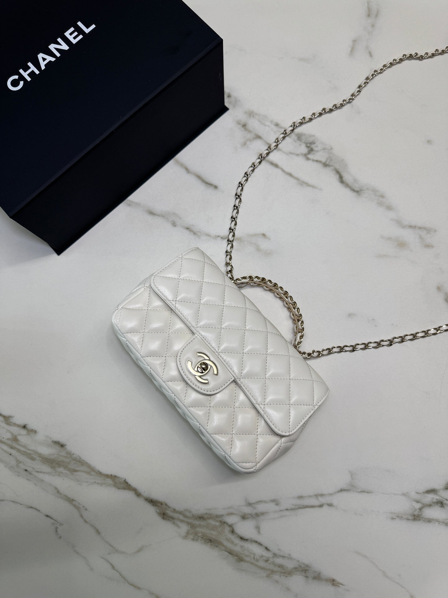 CHANEL 23A 水鑽 Mini CF Handle