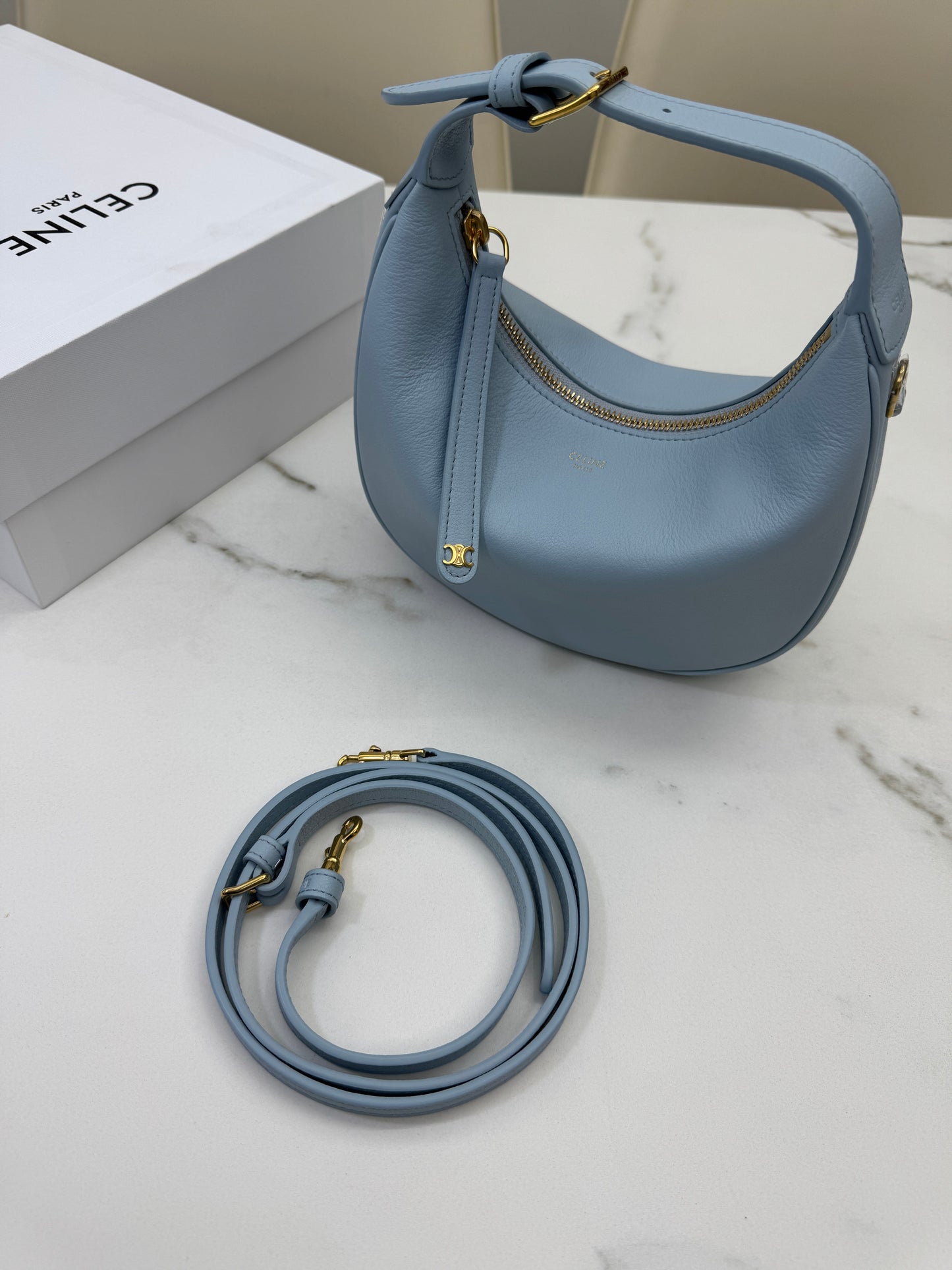 CELINE Teen Lulu 粉藍色