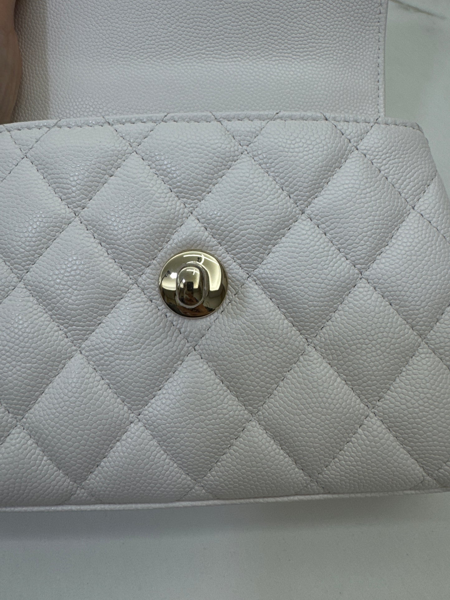 CHANEL Coco Handle Nano 白色